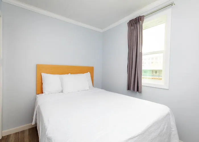 Marguerite Motel